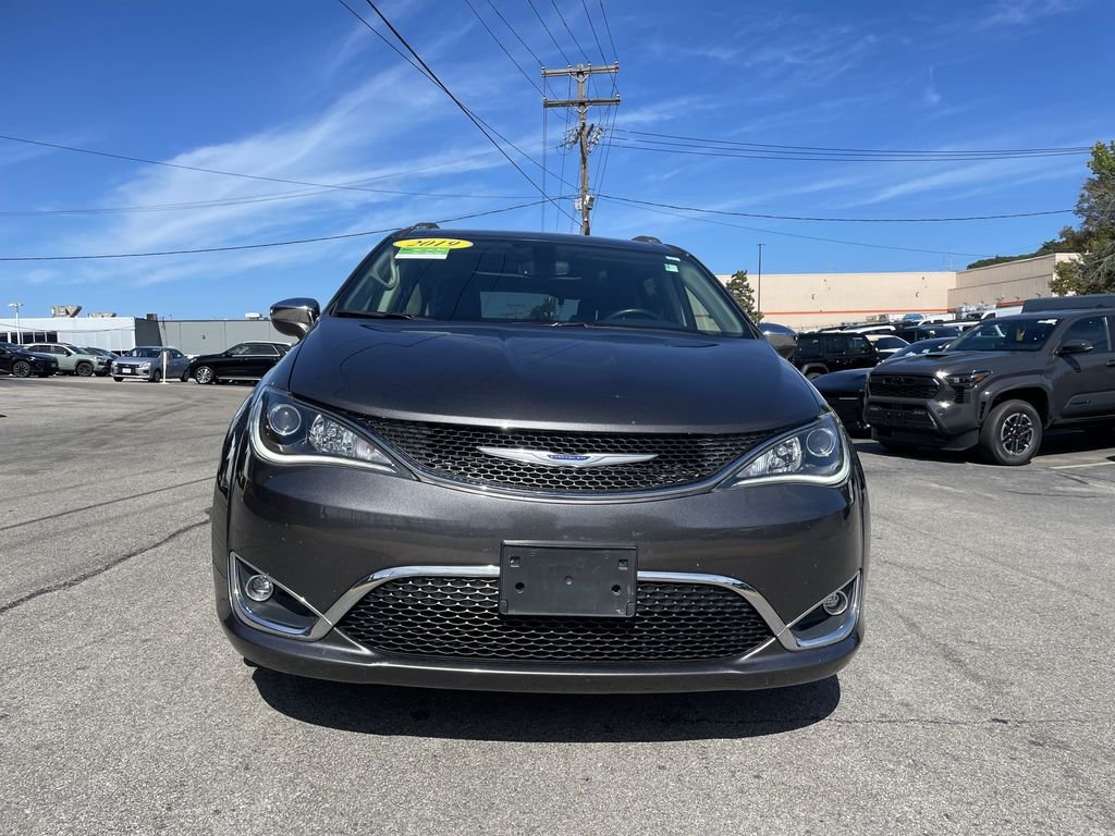Certified Used 2019 Gray Chrysler Limited image 5