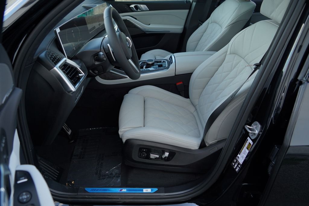 New 2027 Black Sapphire Metallic BMW xDrive40i image 12