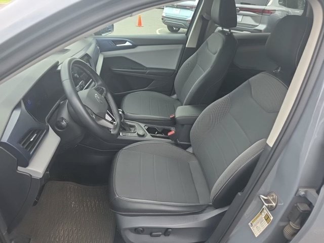 Certified Used 2022 Pure Gray Volkswagen SE image 3