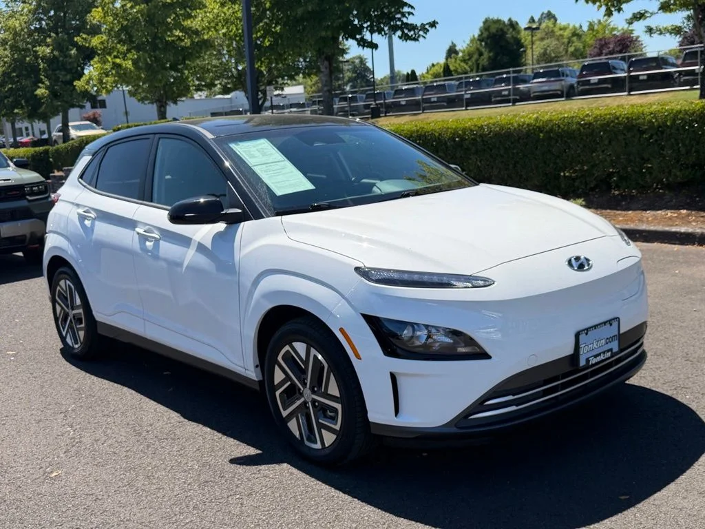 Used 2023 Hyundai Kona EV SE with VIN KM8K23AG1PU164422 for sale in Gresham, OR