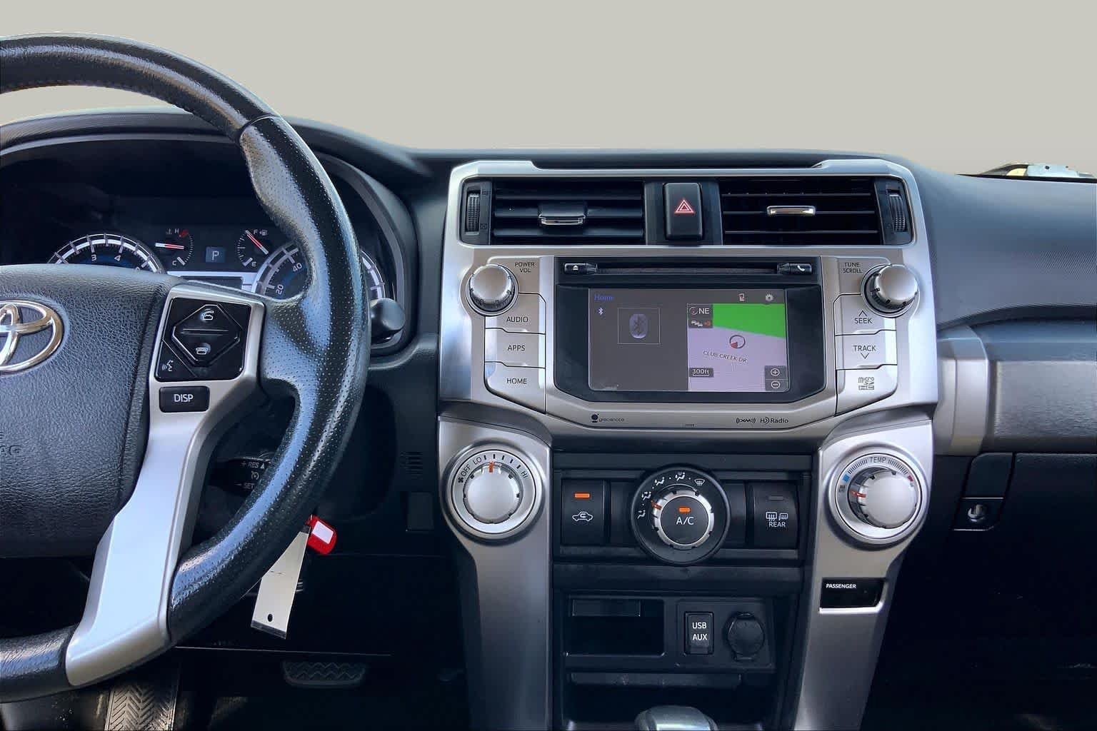Used 2018 Midnight Black Metallic Toyota SR5 Premium image 7