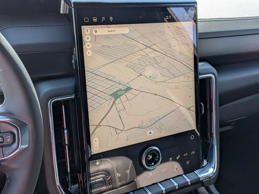 2026 GMC Yukon XL Denali - Photo 15