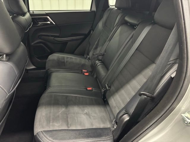 Used 2024 Gray Mitsubishi  image 12