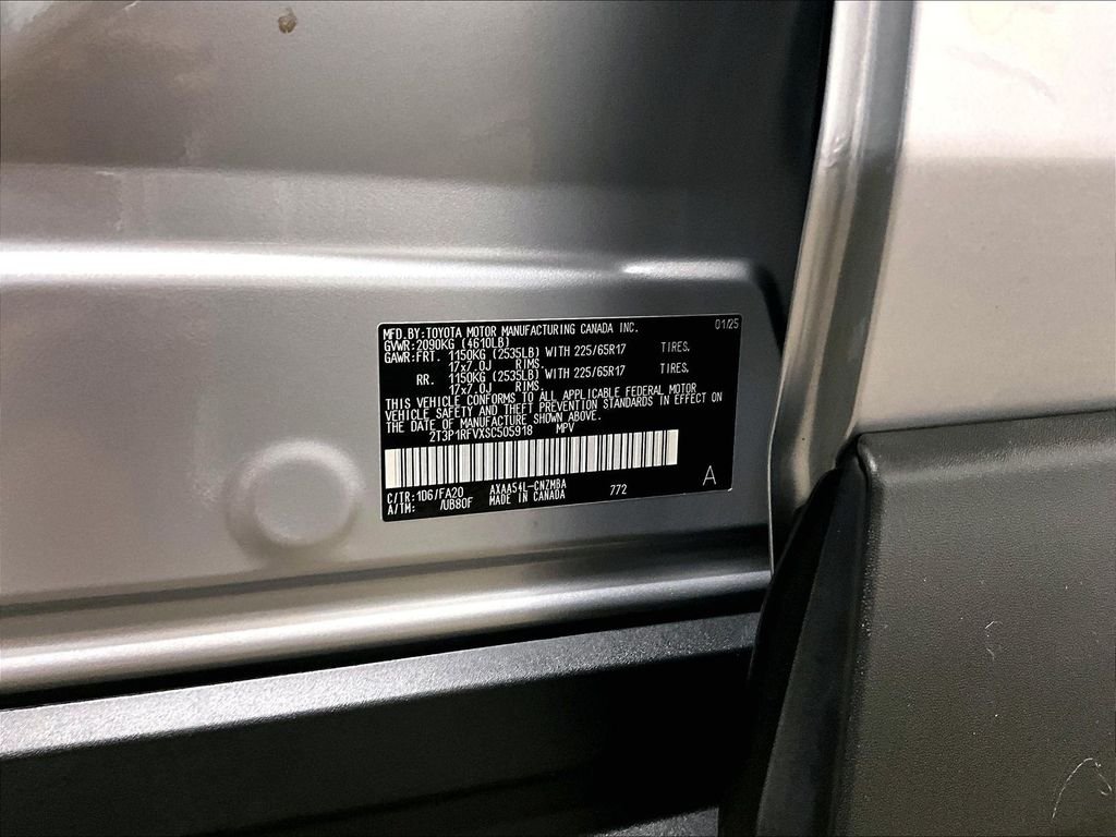 Used 2025 Silver Toyota XLE image 33