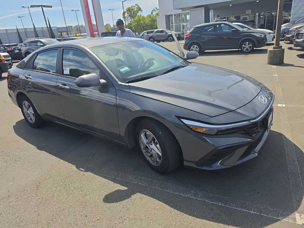 2024 Hyundai Elantra