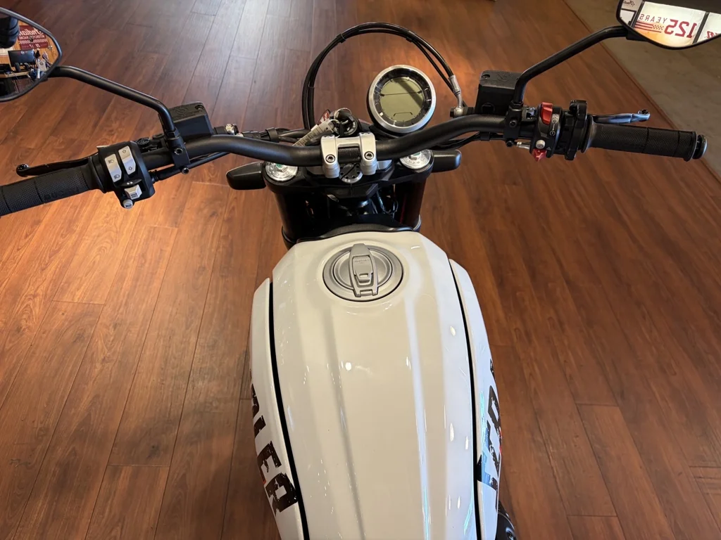 Used 2023 WHRE Ducati  image 6