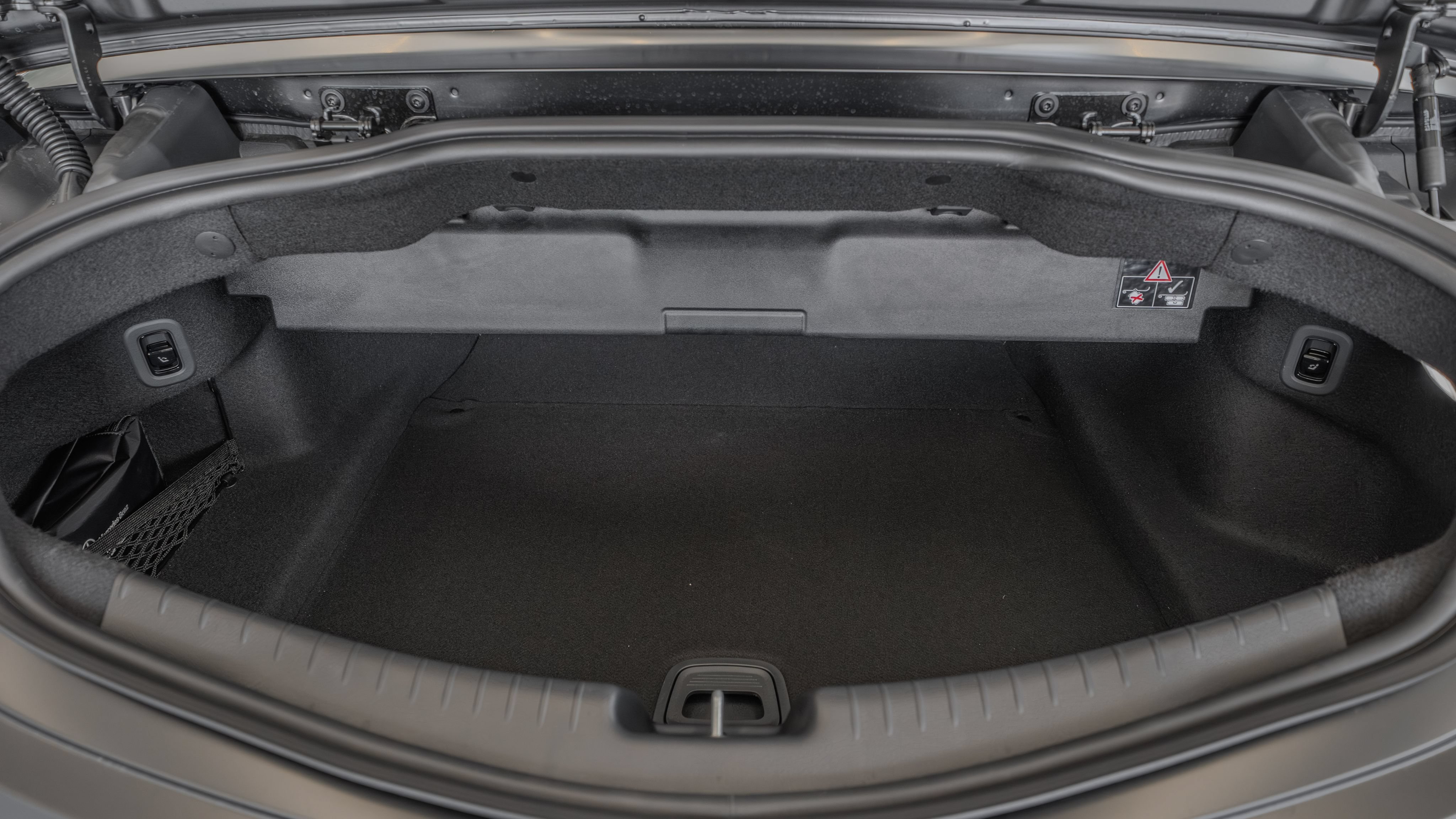 New 2026 MANUFAKTUR exclusive graphite grey magno Mercedes-Benz CLE 53 AMG® image 78