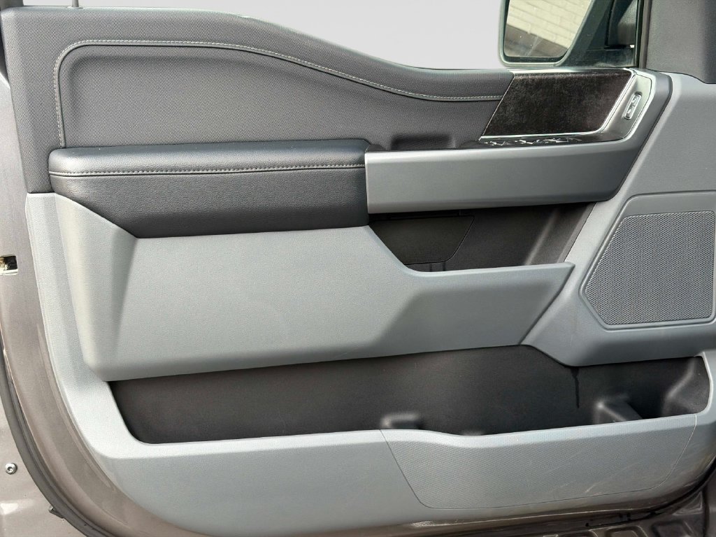 Used 2022 Gray Ford XLT image 18