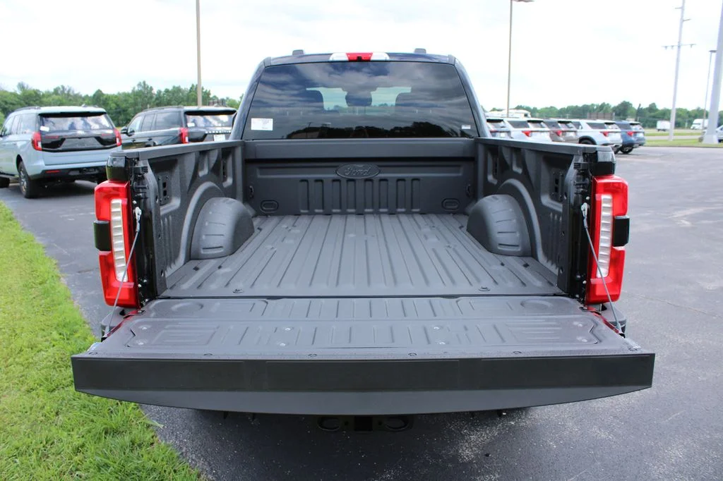 New 2026 Agate Black Metallic Ford F-250® XLT image 14