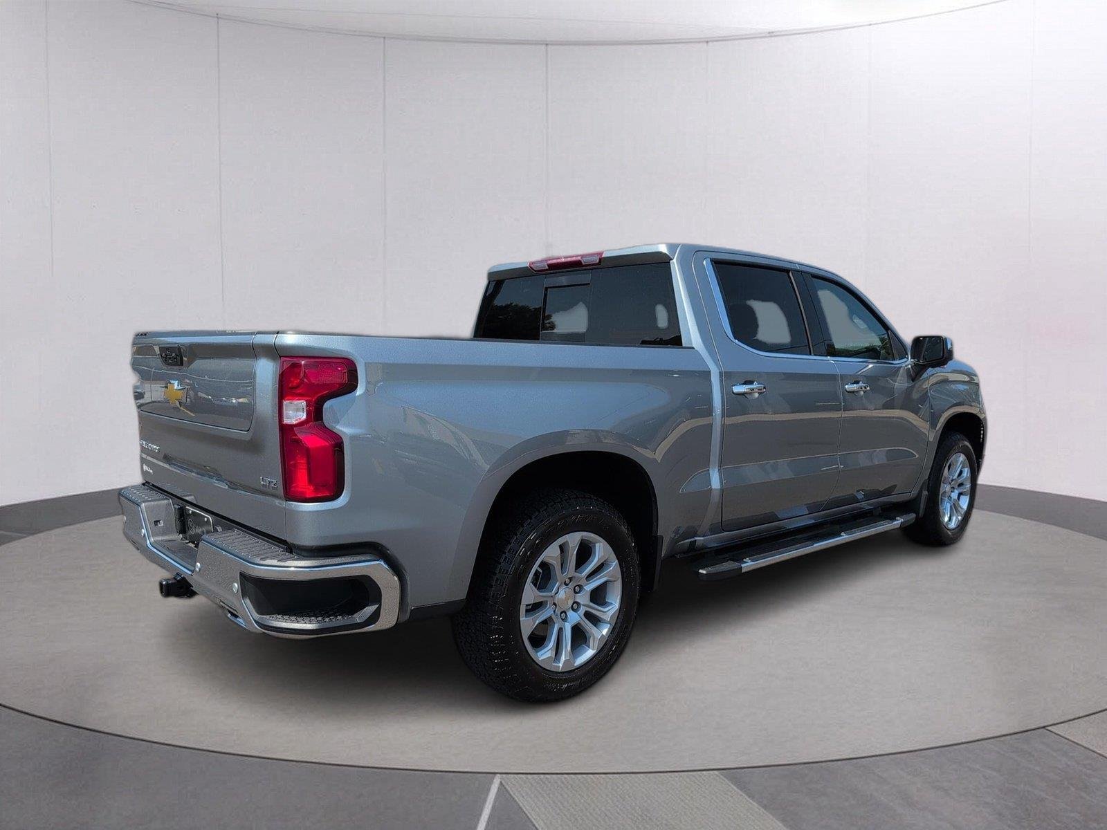 Used 2026 Sterling Gray Metallic Chevrolet LTZ image 7