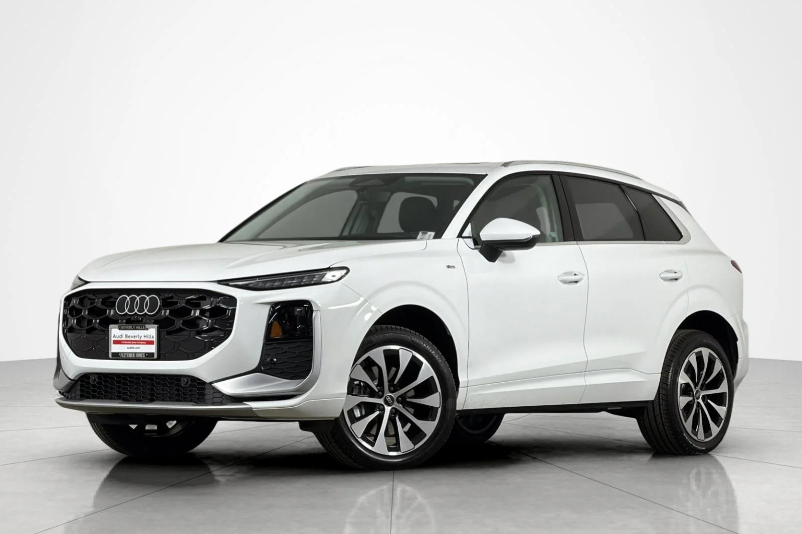 New 2026 Arkona White Audi S line quattro image 1