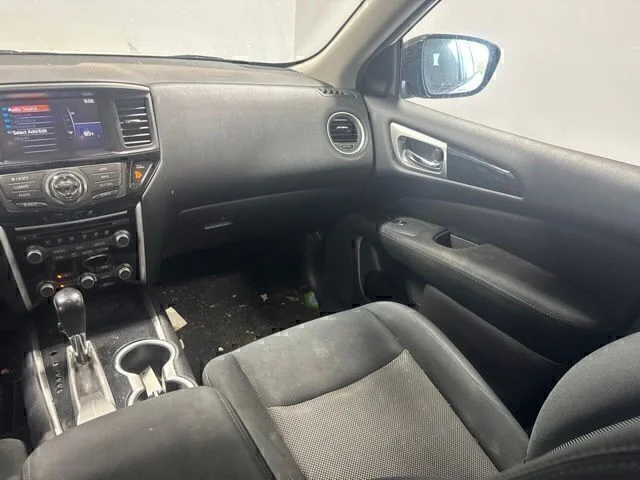 Used 2017 White Nissan SV image 20