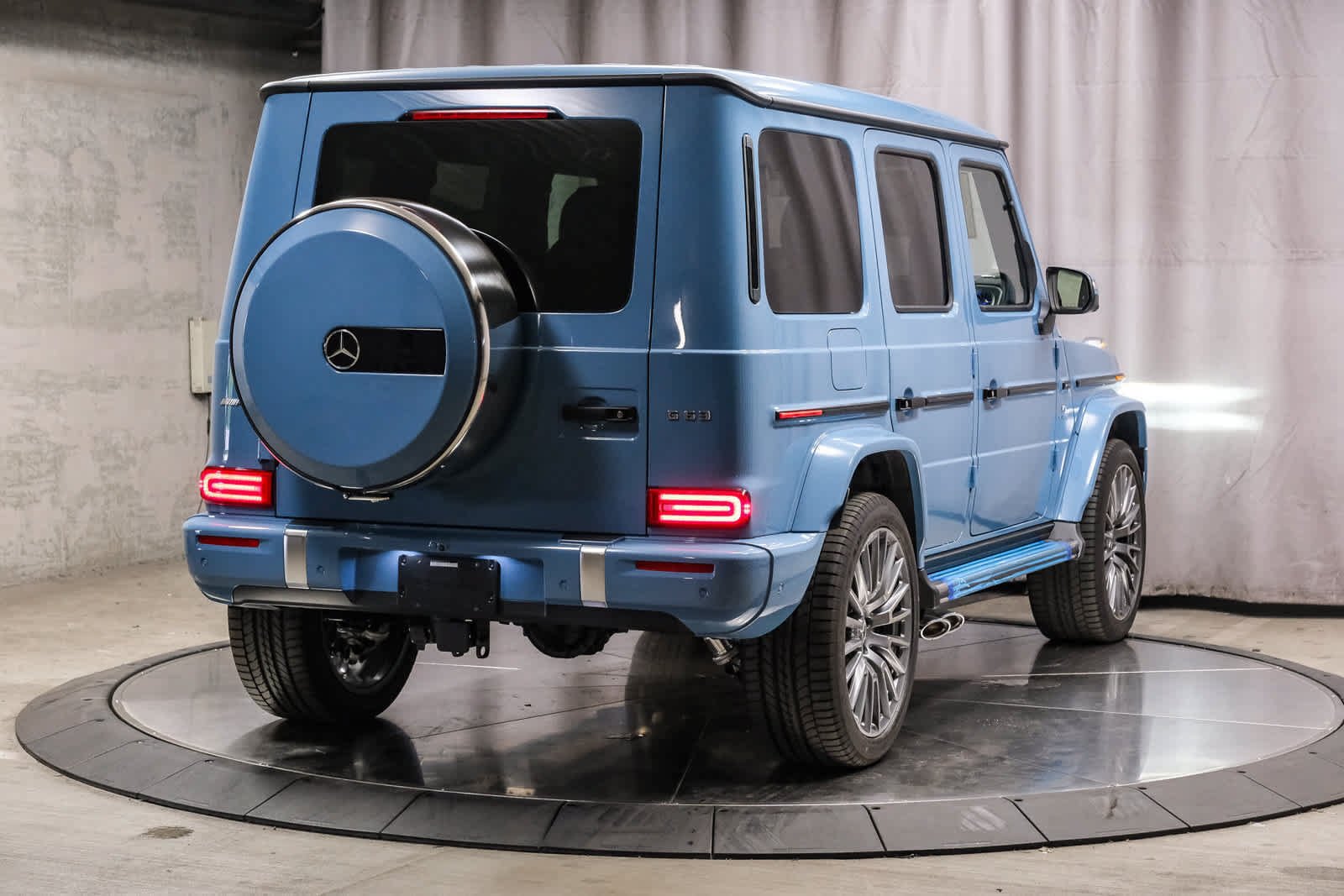 New 2027 MANUFAKTUR China Blue Mercedes-Benz AMG® G 63 SUV image 36