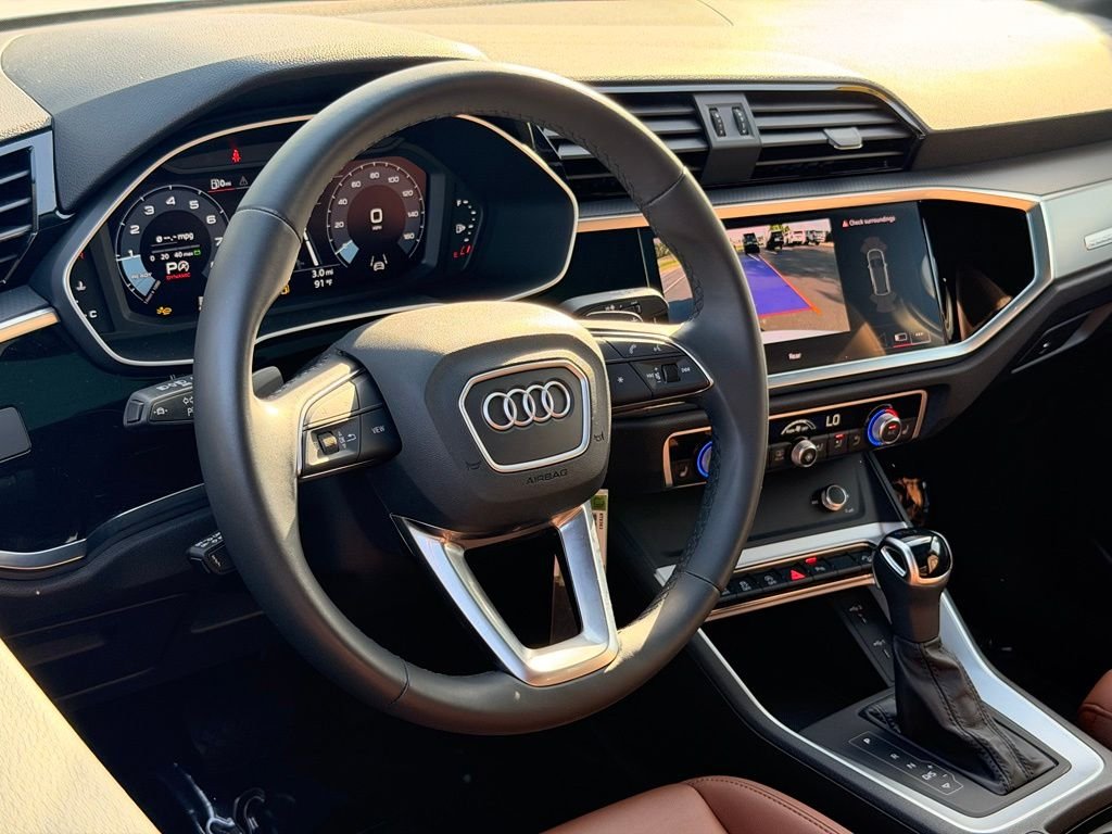 Used 2025  Audi Premium image 21