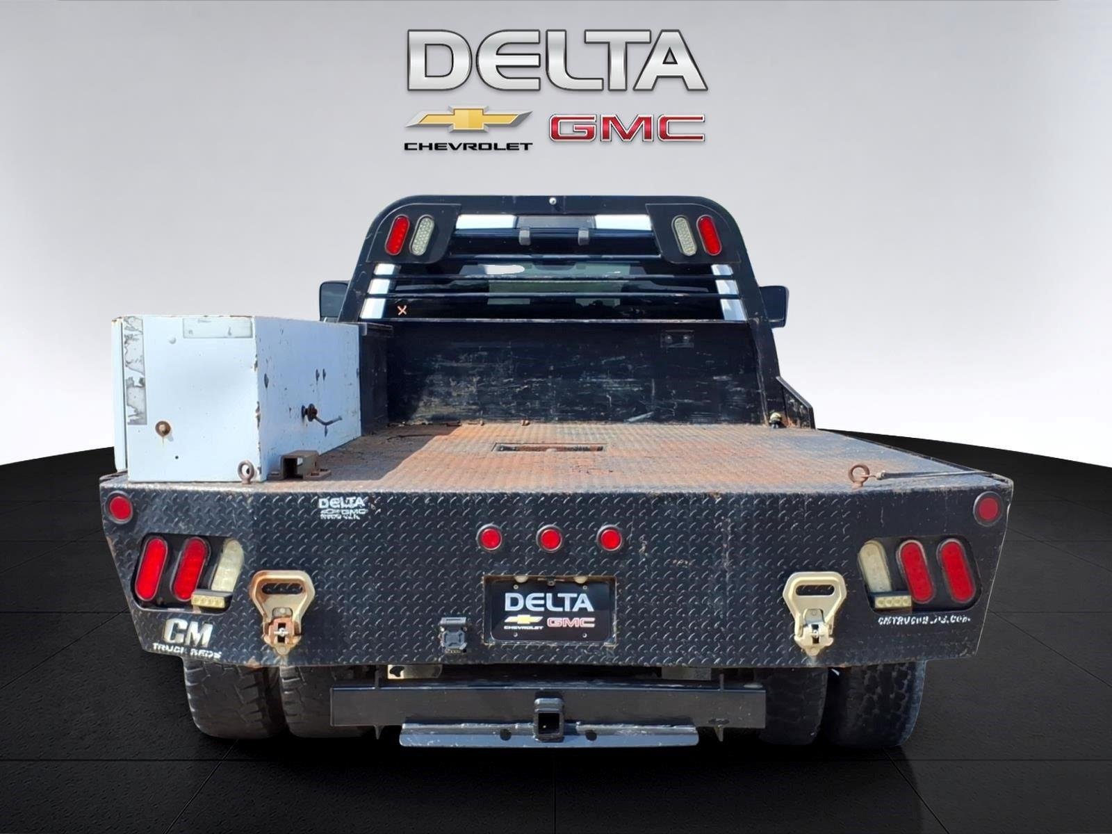 Used 2016 Bright White Clearcoat Ram SLT image 4