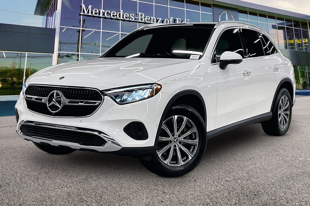 2024 Mercedes-Benz GLC GLC 300 - Photo 9