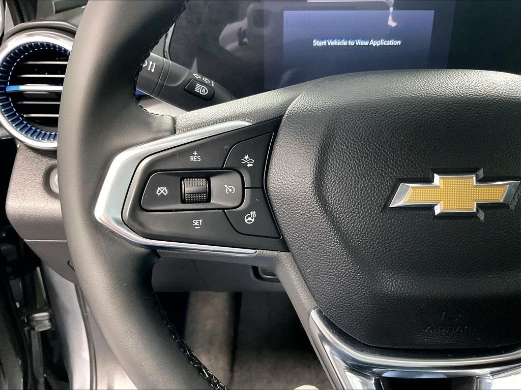 Used 2025 Gray Chevrolet LT image 22