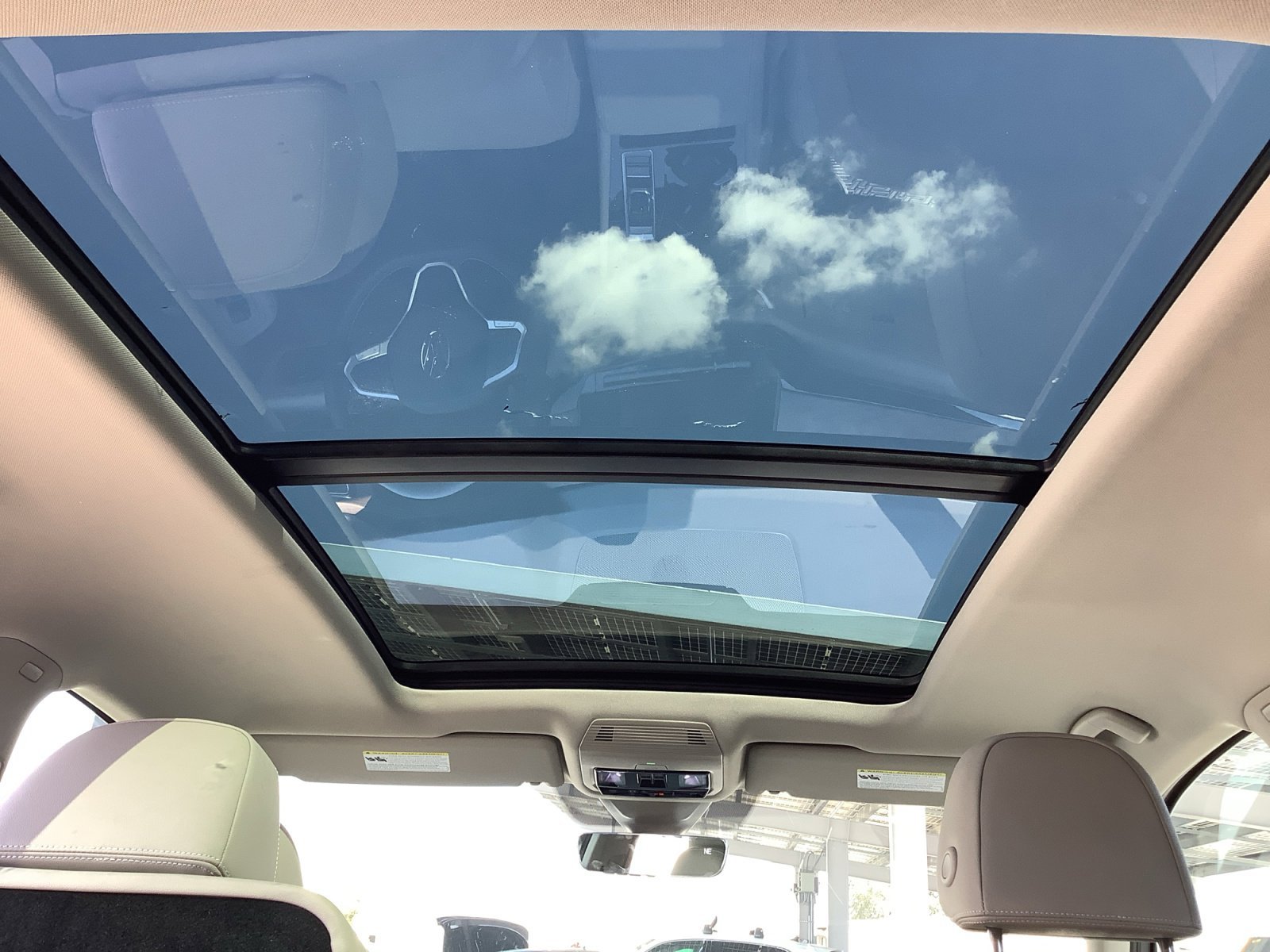 New 2026 Pure Gray Volkswagen 2.0T SE w/Technology image 19