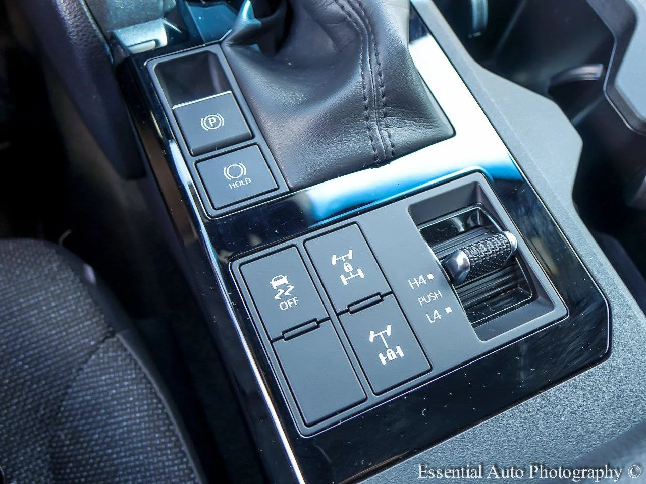 Used 2025 White Toyota 1958 image 16