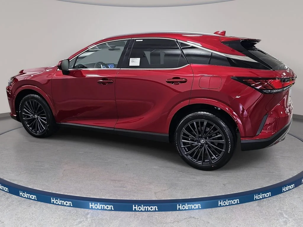 New 2026 Matador Red Mica Lexus PREMIUM image 8