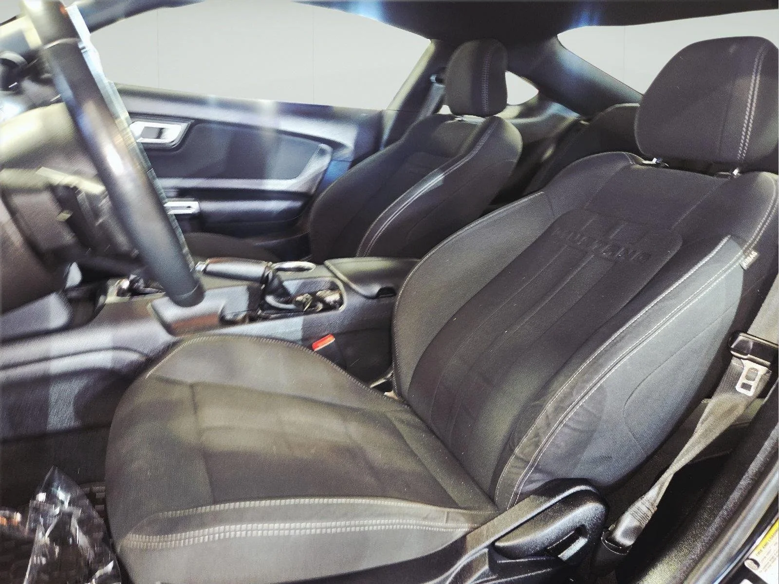 Used 2021 Shadow Black Ford GT image 21