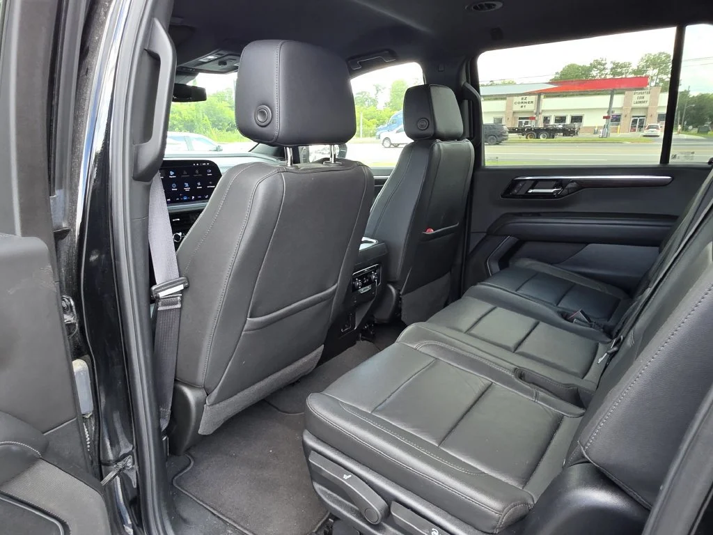Used 2025 Black Chevrolet LT image 15