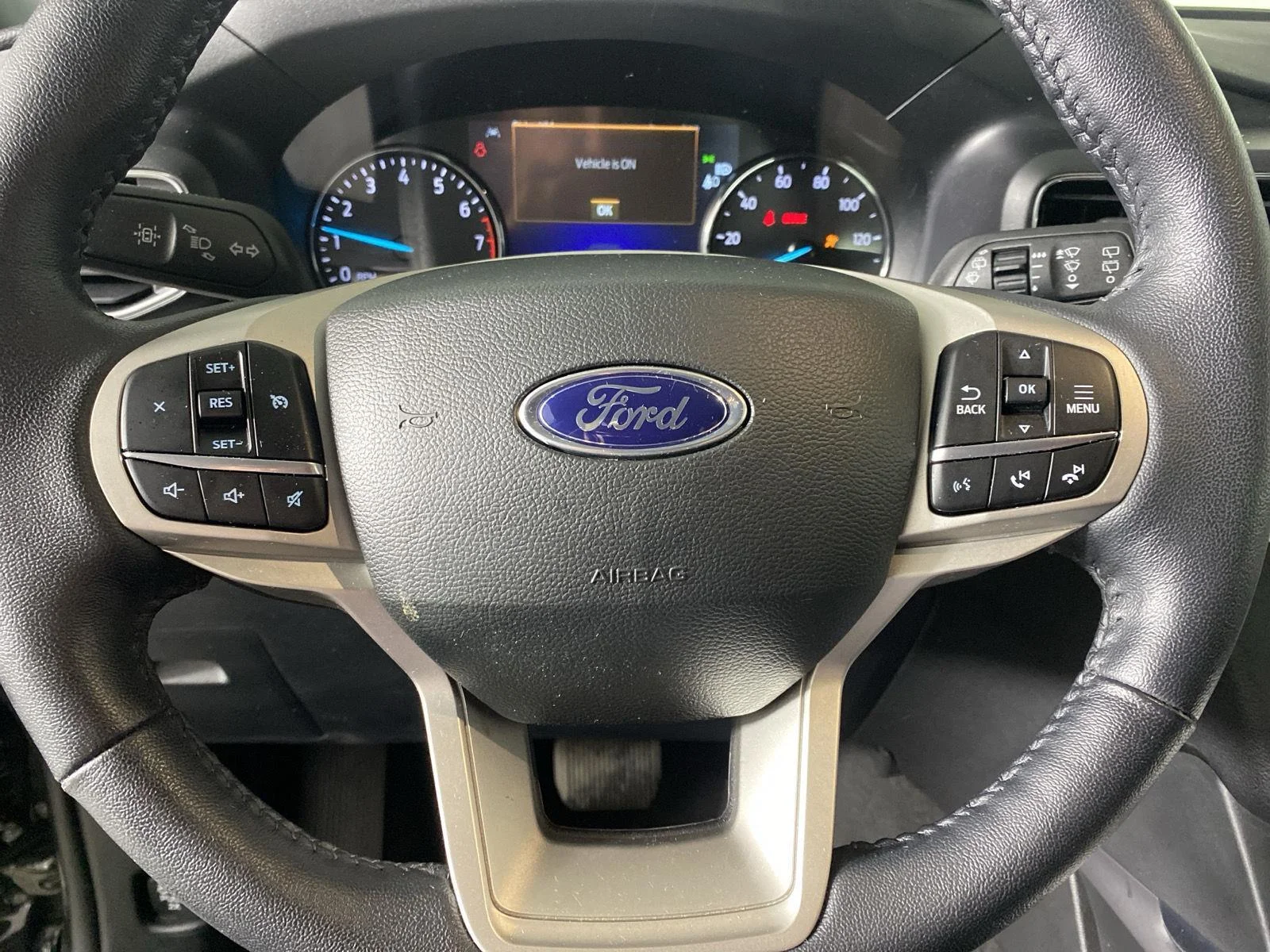 Used 2023 Forged Green Ford XLT image 21