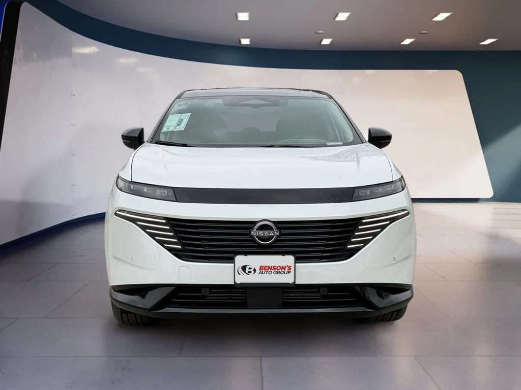 New 2026 White Nissan Platinum image 8