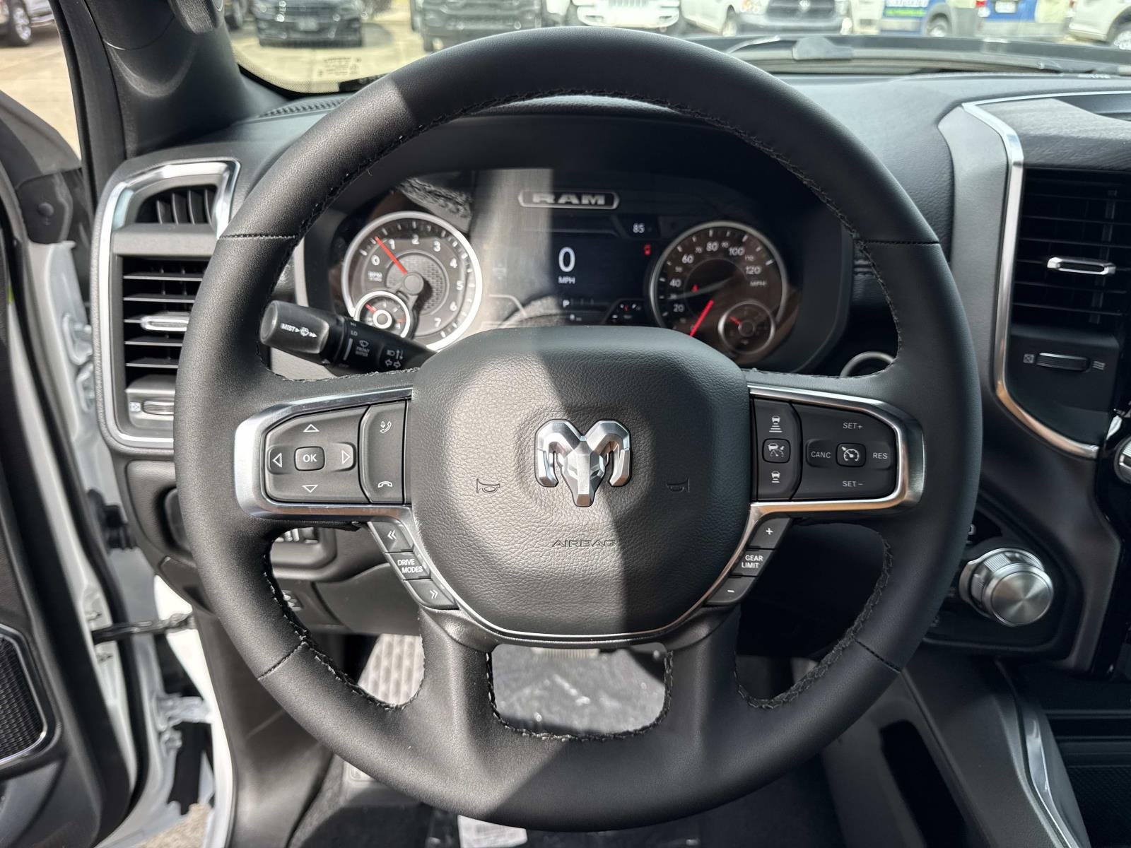New 2026 Ivory White Tri-Coat Pearl-Coat Exterior Paint RAM Laramie image 10