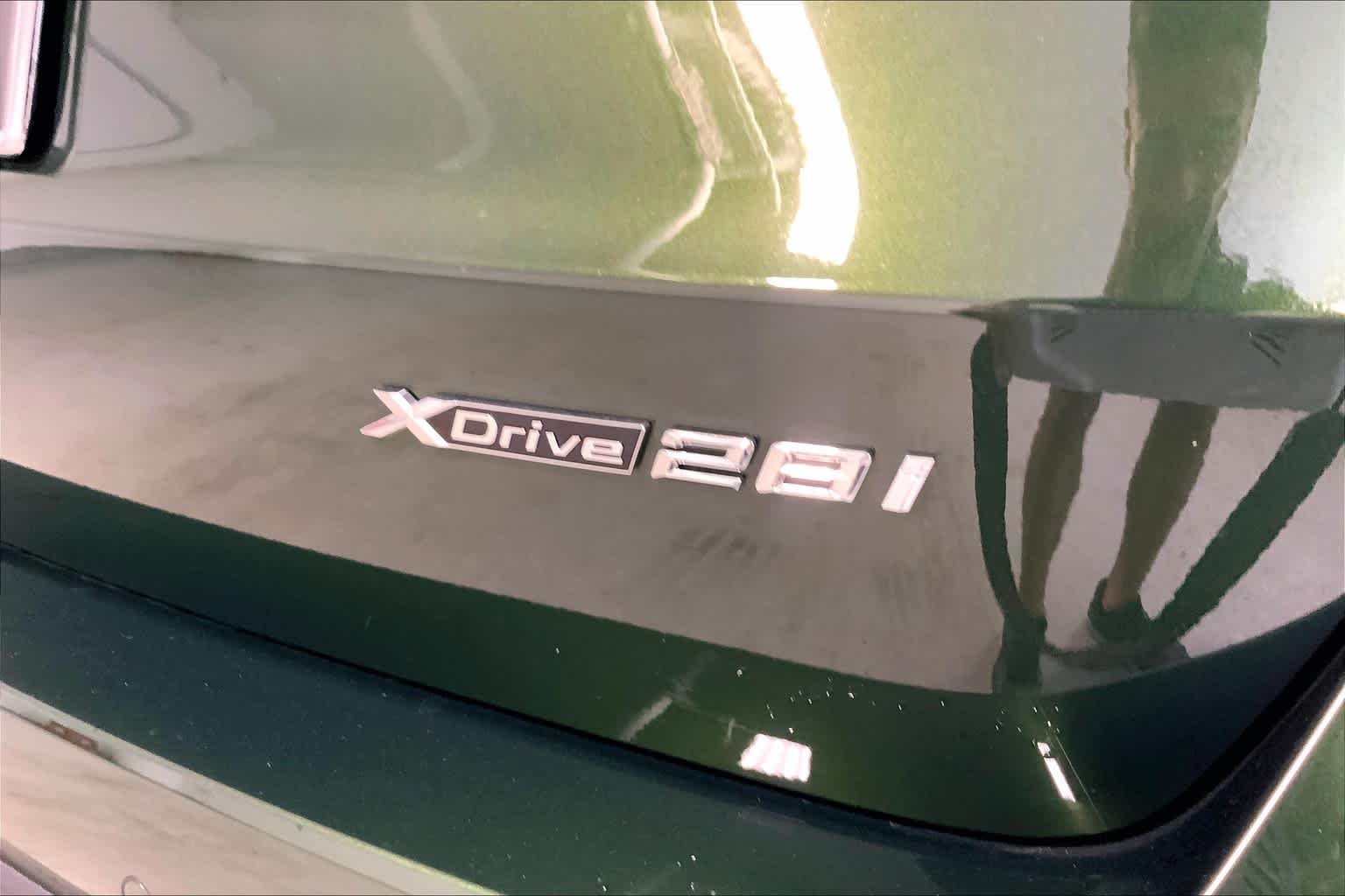 Used 2024 San Remo Green Metallic BMW xDrive28i image 15