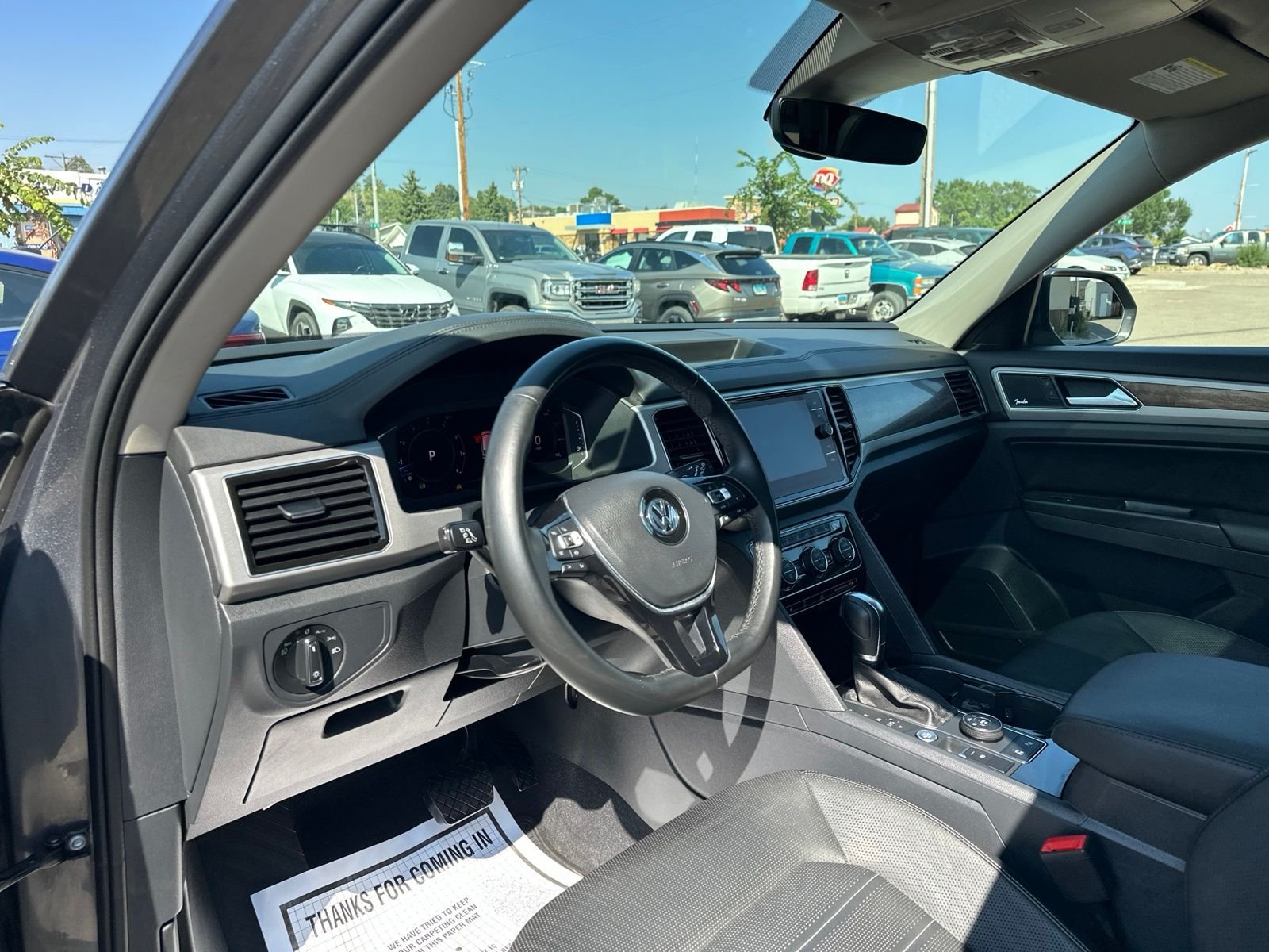 Used 2019 Gray Volkswagen SEL Premium image 14