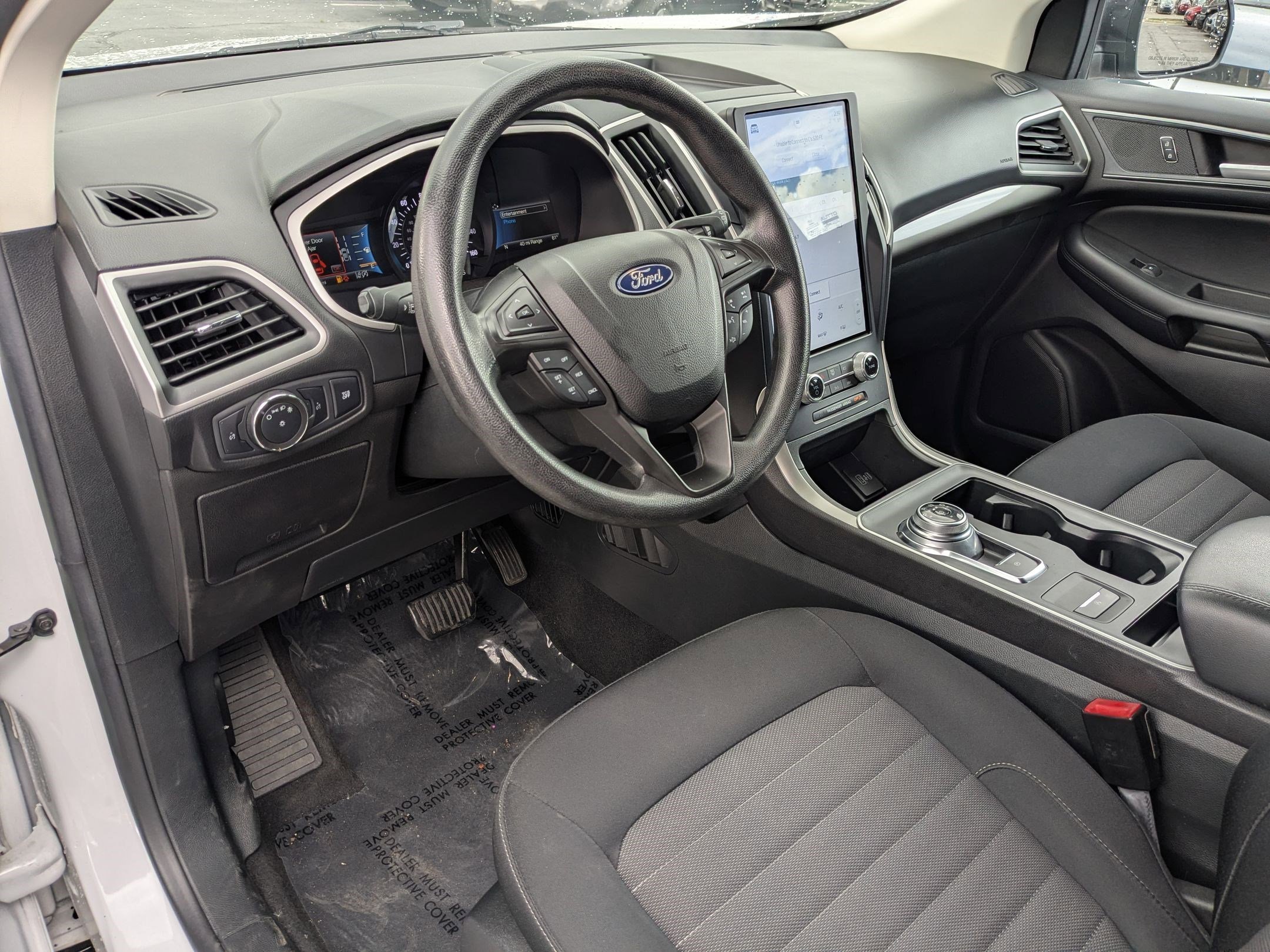 2021 Ford Edge SE - Photo 22