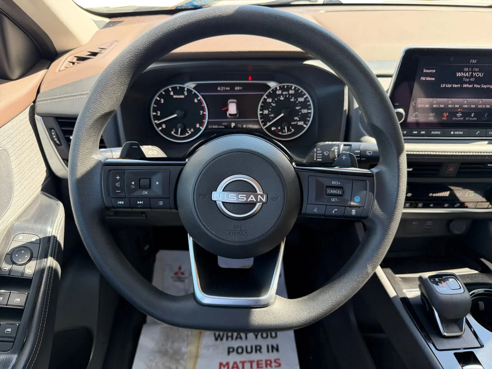 Used 2023 Pearl White Tricoat Nissan SV image 13