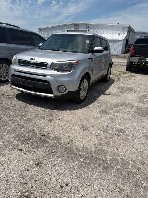 2017 Kia Soul 2.0L + 6 A/T's photo