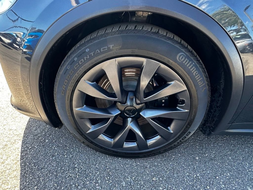 2024 Tesla Model X Long Range - Photo 9