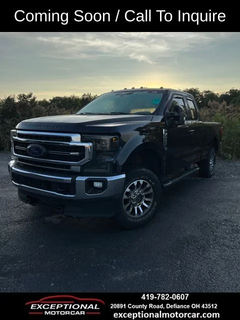 Used 2022 Blue Ford Lariat image 1
