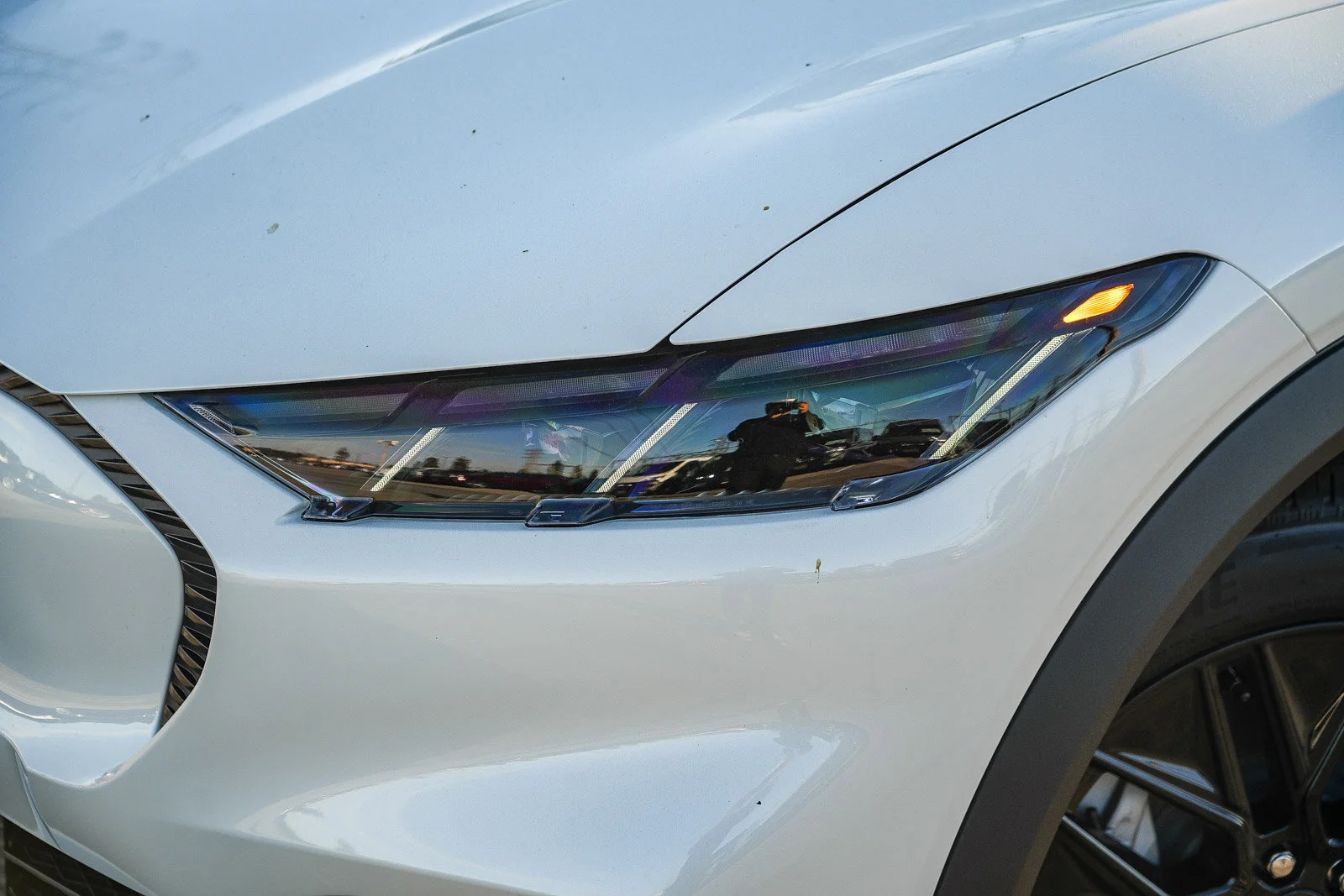 New 2026 Star White Metallic Tri-coat Ford Select image 2