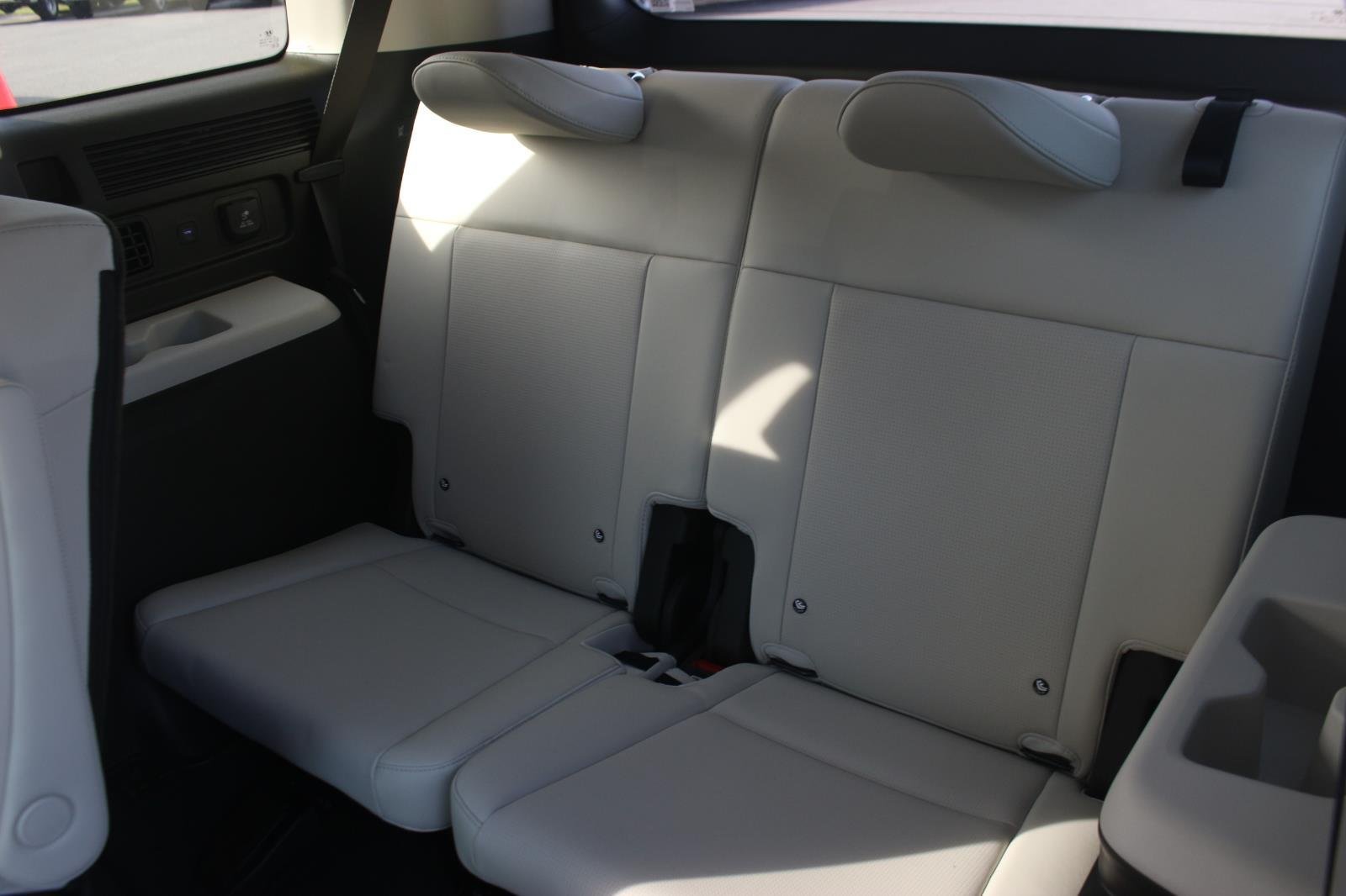 Used 2024 Ecotronic Gray Hyundai Calligraphy image 38