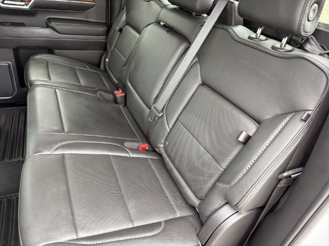 Used 2023  GMC Denali image 39