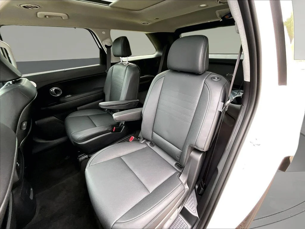 New 2026 White Hyundai Limited image 26