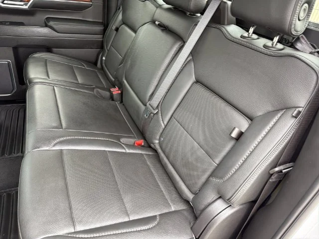 Used 2023  GMC Denali image 39