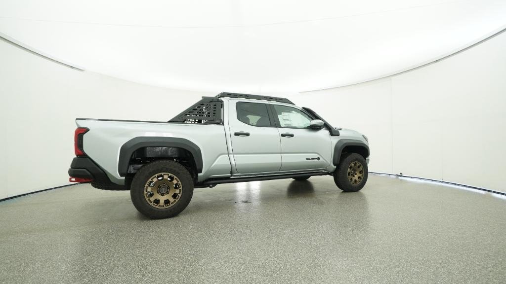 New 2026 Celestial Silver Metallic Toyota Trailhunter image 22