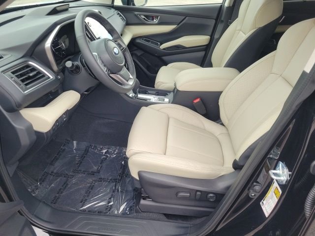 New 2026 CRYSTAL BLACK SILICA Subaru Limited 7-Passenger image 9