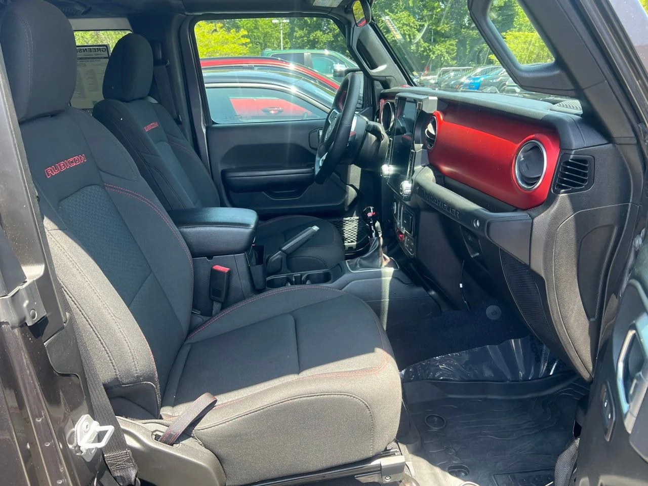 Used 2019 Gray Jeep Rubicon image 17