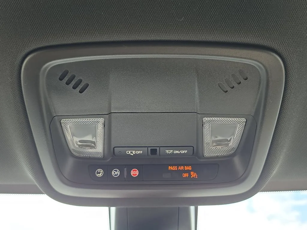 2022 Chevrolet Traverse 1LT - Photo 36