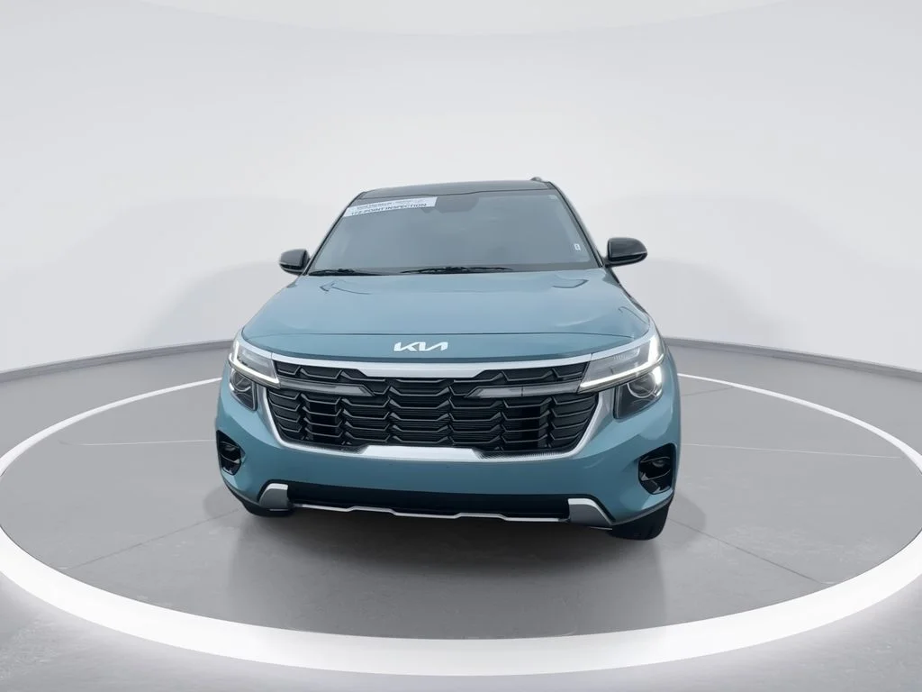 Used 2026 Blue Kia S image 3