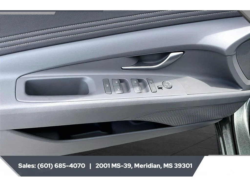 Used 2026 Amazon Gray Hyundai SEL Sport Premium image 17