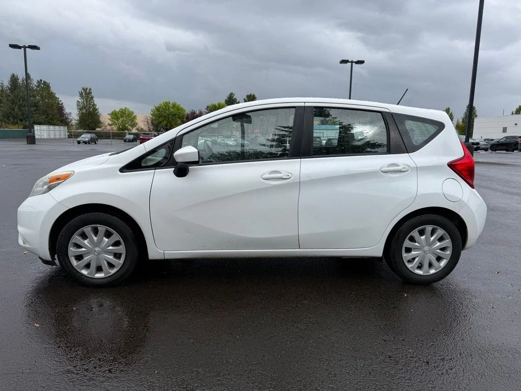 Used 2016 Fresh Powder Nissan SV image 4