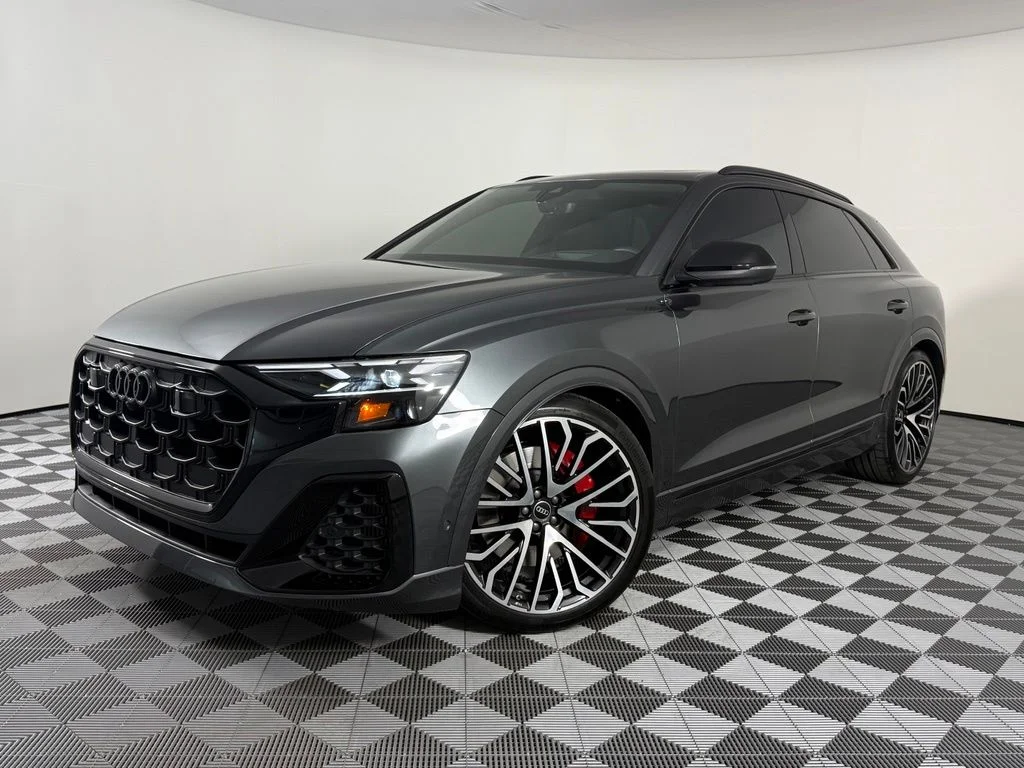 2026 Audi SQ8 Prestige quattro's photo