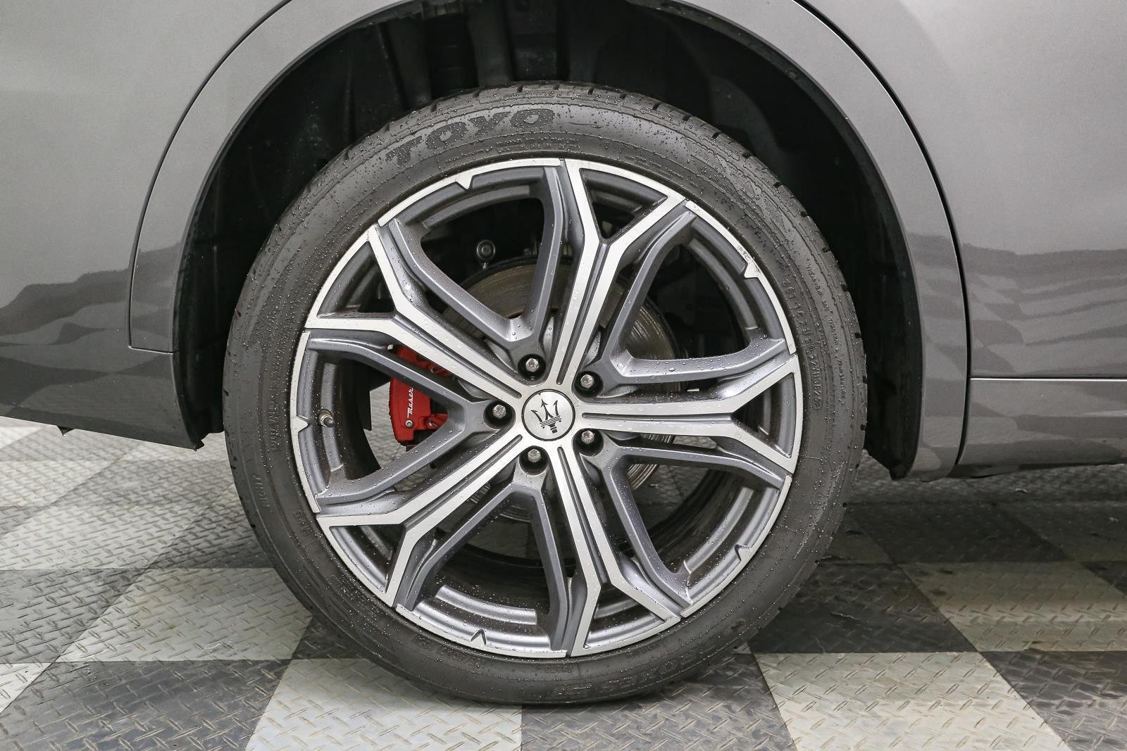 Used 2022 Grigio Maratea Metallic Maserati GT image 18
